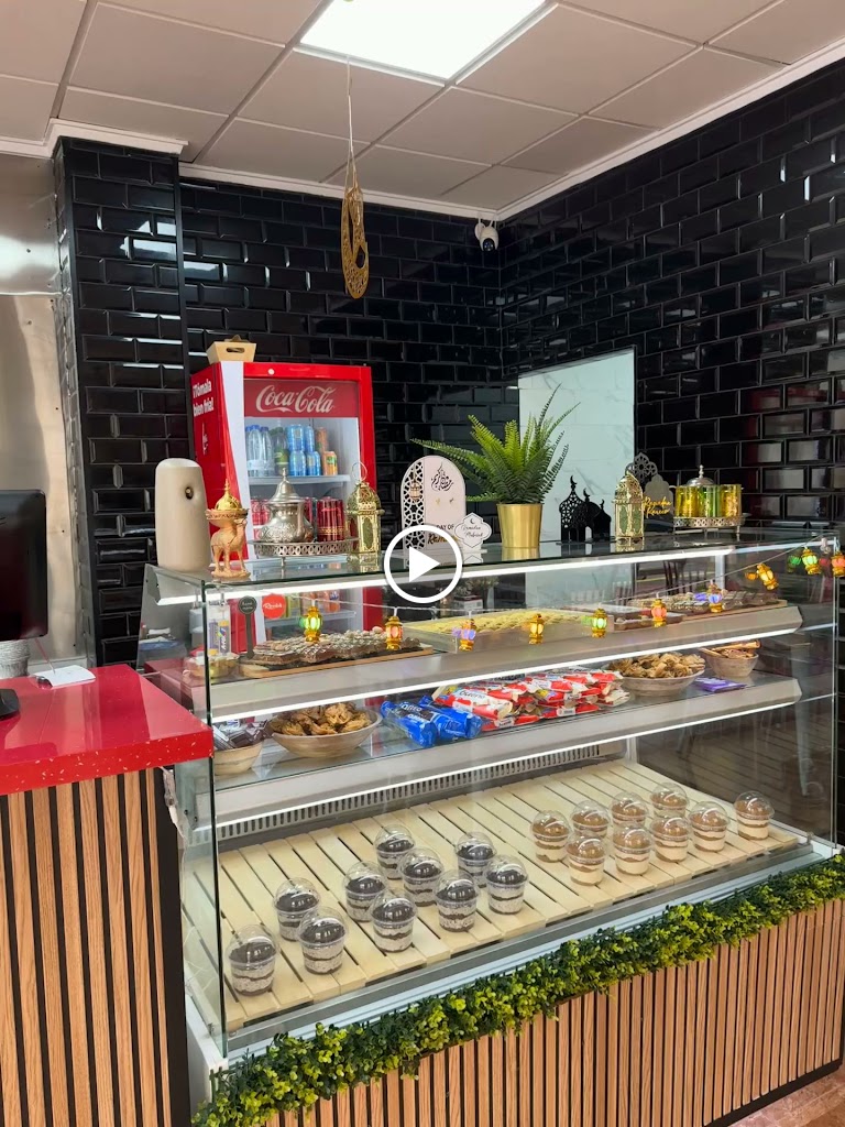 Rico44 Kebab & Postres Guardamar (Halal) — Ambiente