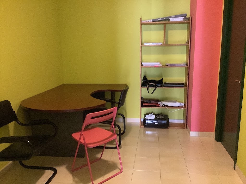 Blah, blah,blah School of English..Academia A Barcala.