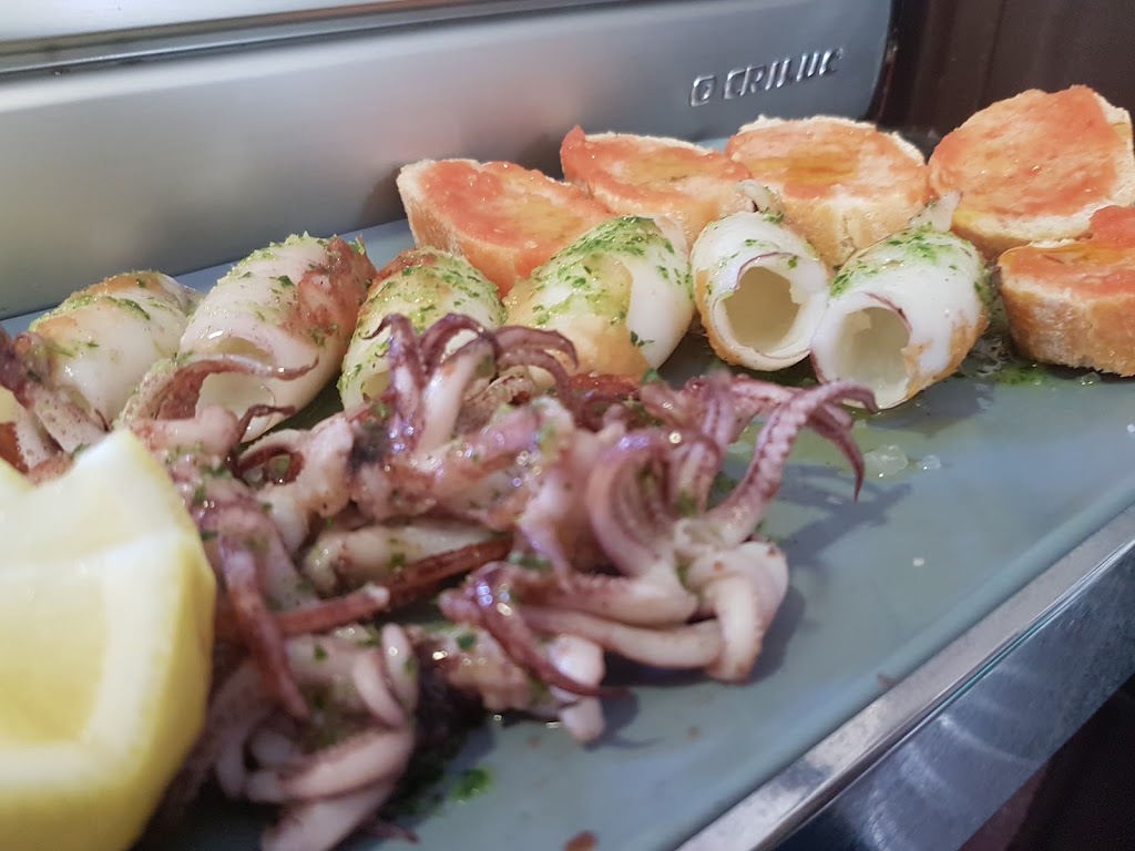 Bar Fragoso — Comida y bebida