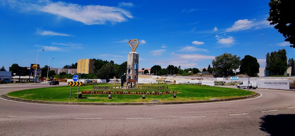 Monumento ao Ourives e a Ourivesaria - Gondomar