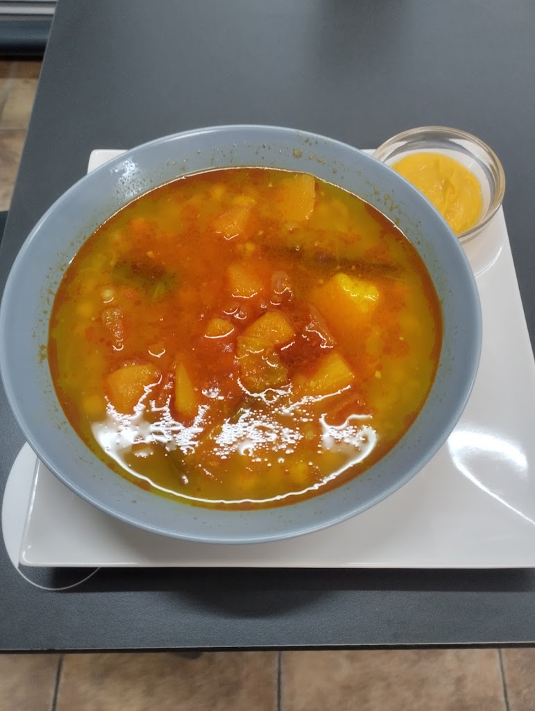 Alma y sabor restaurante — Comida y bebida