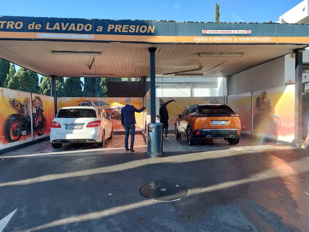 Lavado Automatico de Coches Madese — Del propietario