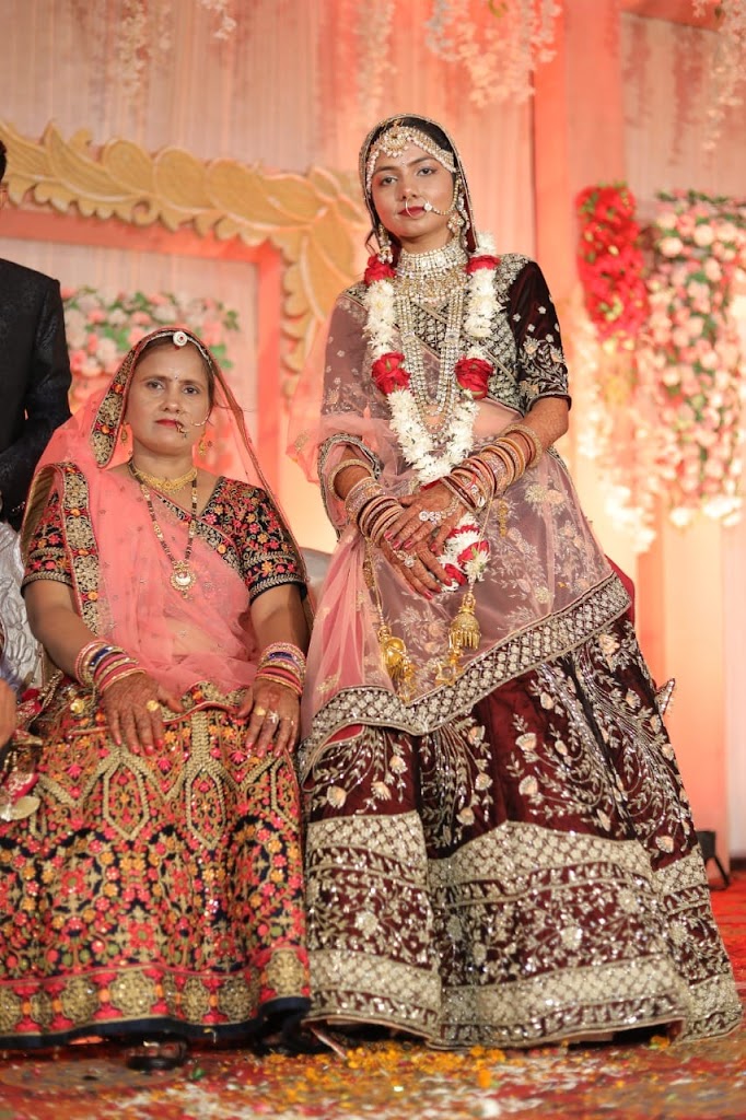 Maa Bhawani Beauty Parlour