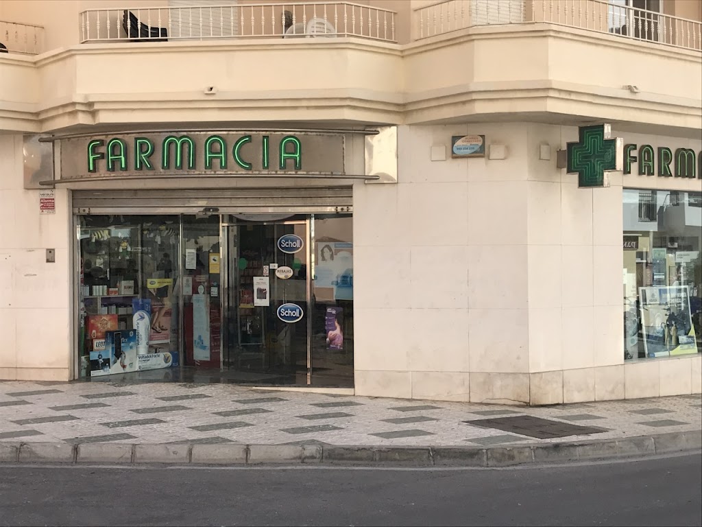 FARMACIA CHAPARIL. Nerja.Rafael Castillon Corcelles.