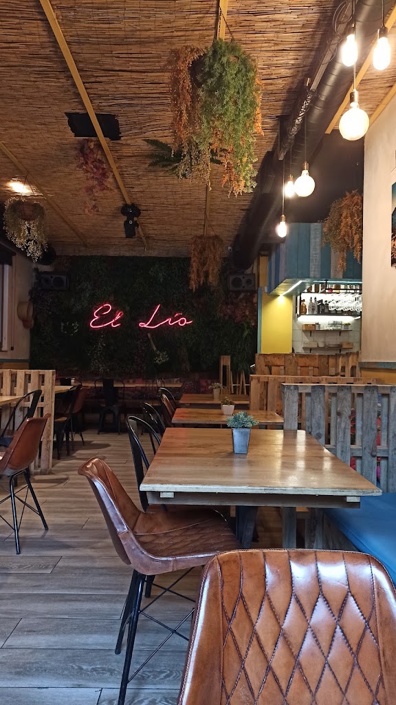 El Lio Laudio — Ambiente