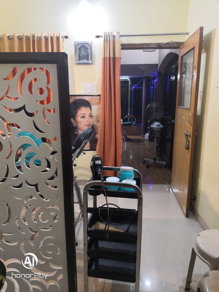 Khwahish Beauty Parlour