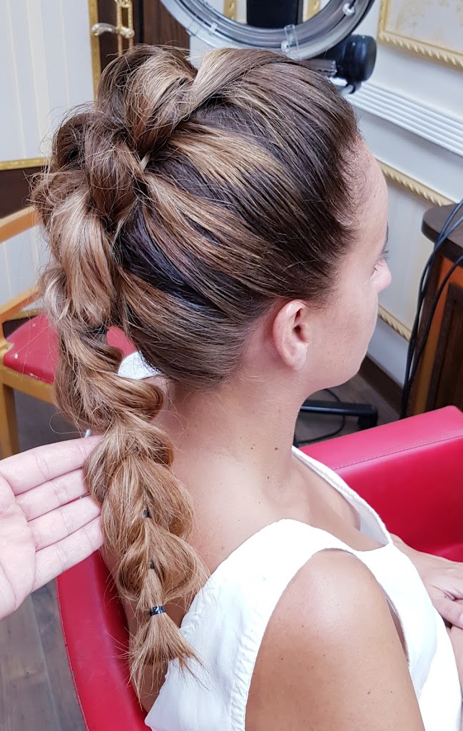 Salon de Belleza Epoca — Peinado