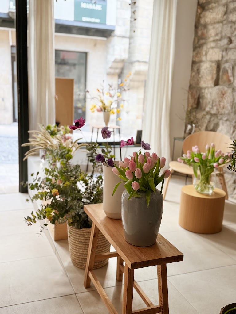 nia floral art — Del propietario
