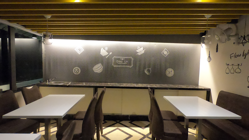 Dine Up Multicusine Restaurant