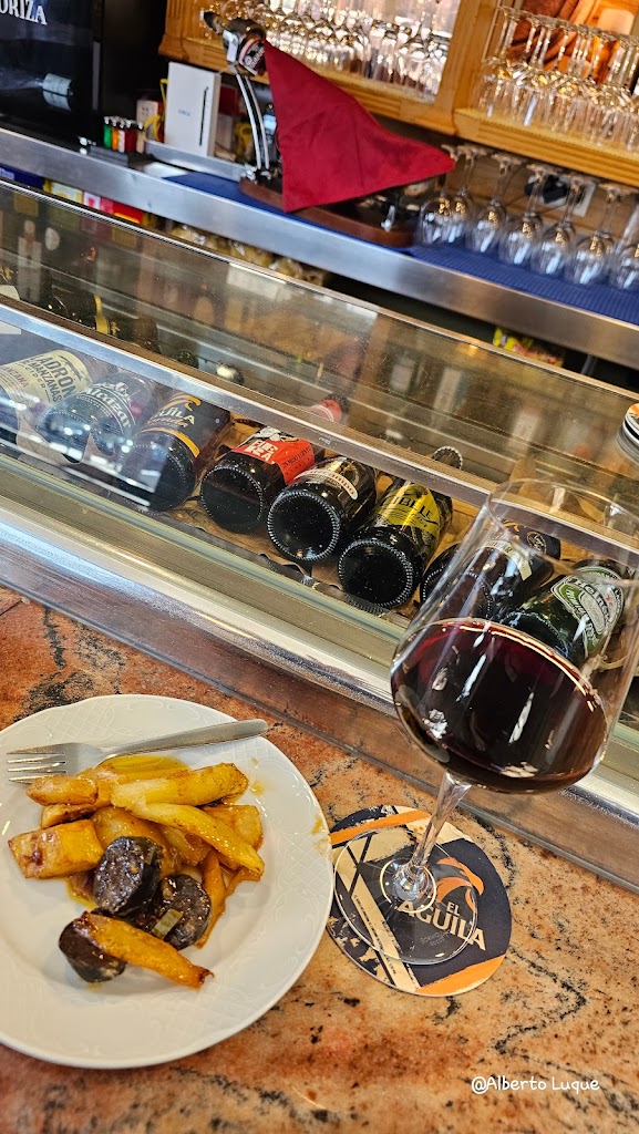 Bar Barra 21 — Comida y bebida