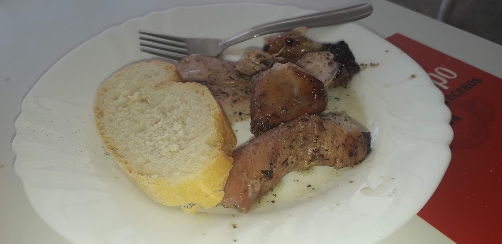 Cafe-Bar La Esperanza — Comida y bebida