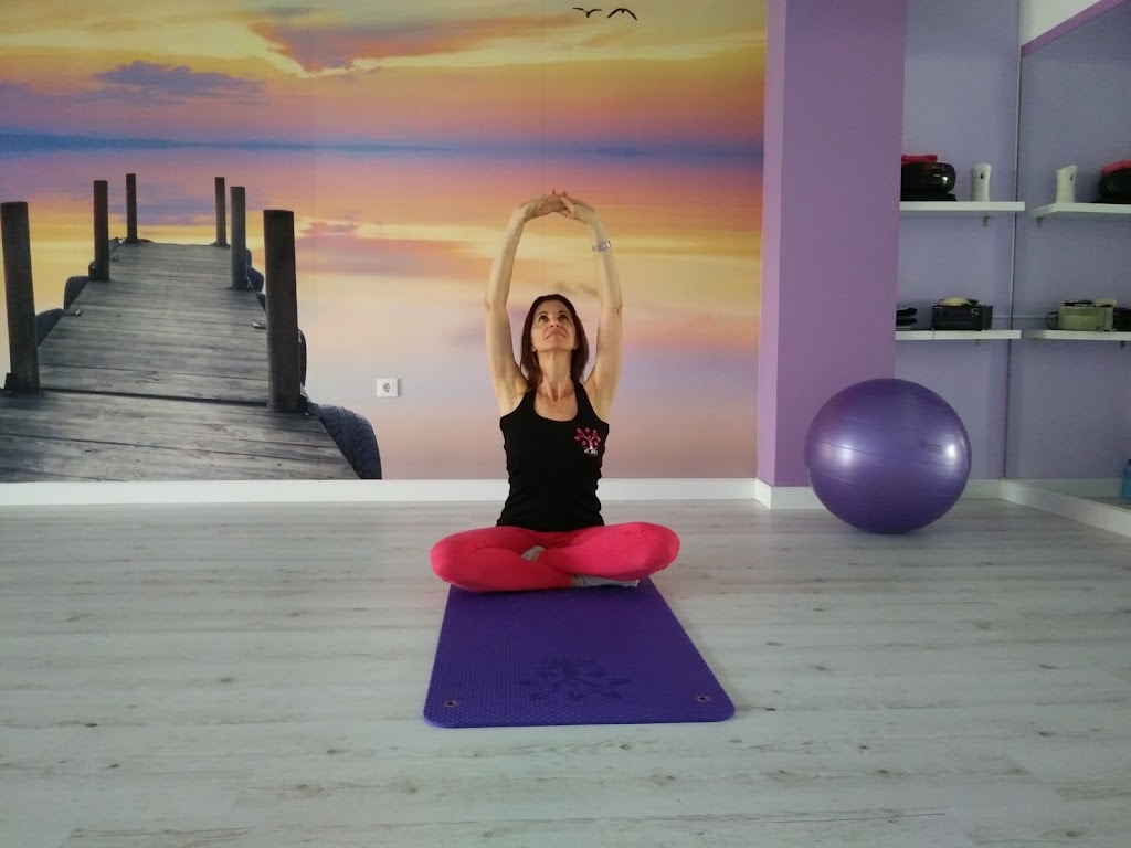 Pilates Laura — Yoga