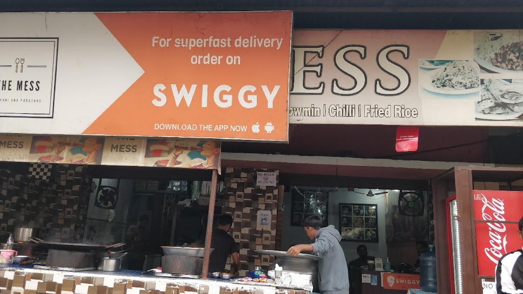 The Mess Food Center