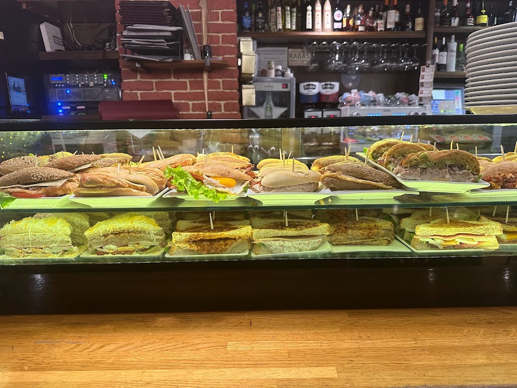 AKELARRE TABERNA — Ambiente