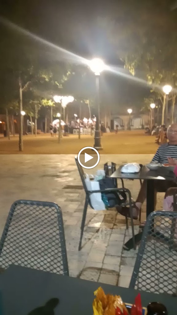 El Centrico, la hamburgueseria de Banolas — Ambiente
