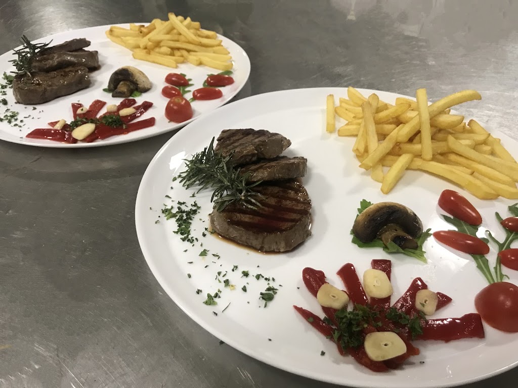Trattoria San Marco — Comida y bebida