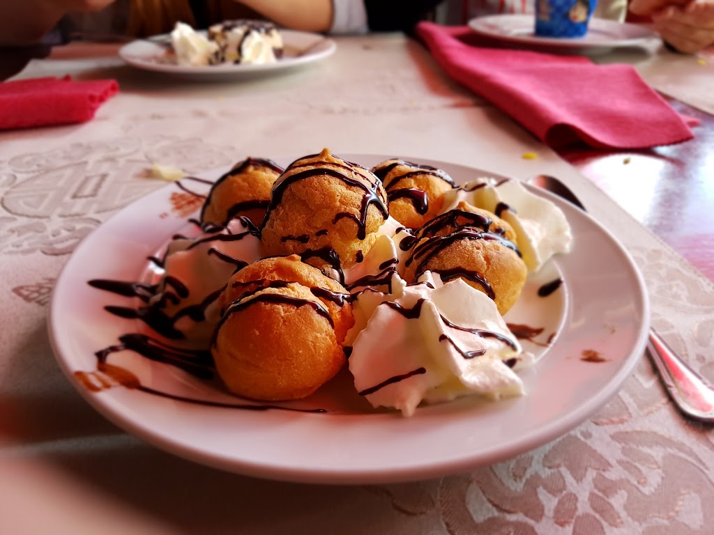 ZE YUN Restaurante Chino Algeciras — Comida y bebida
