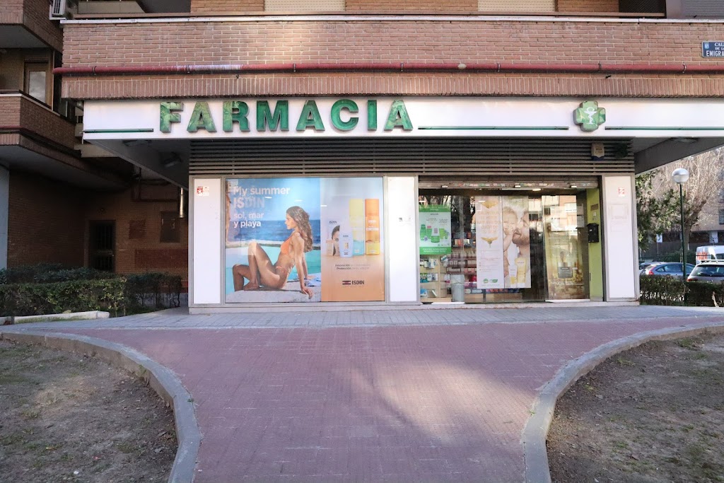 Farmacia Emigrantes, 3