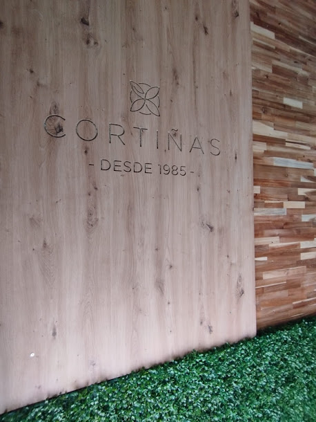 Bar Cortinas/Cortinas Pza. Mayor, 6 - 36860 Pontearea — Del propietario
