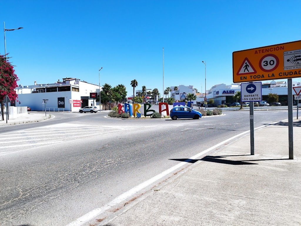 Aparcamiento Clientes Supermercado Aldi — Signo