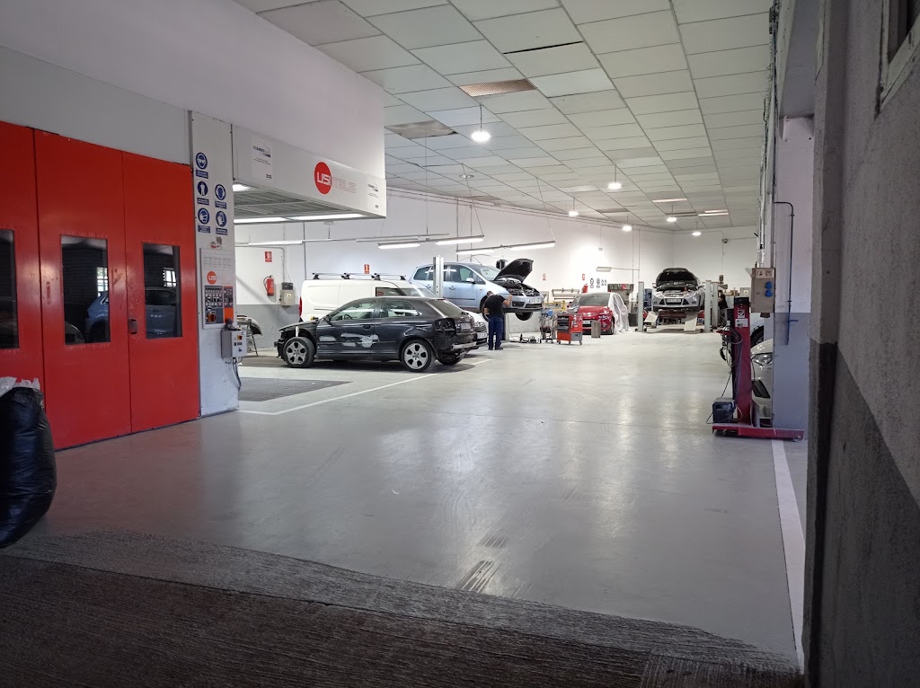Autos Lemos — Interior