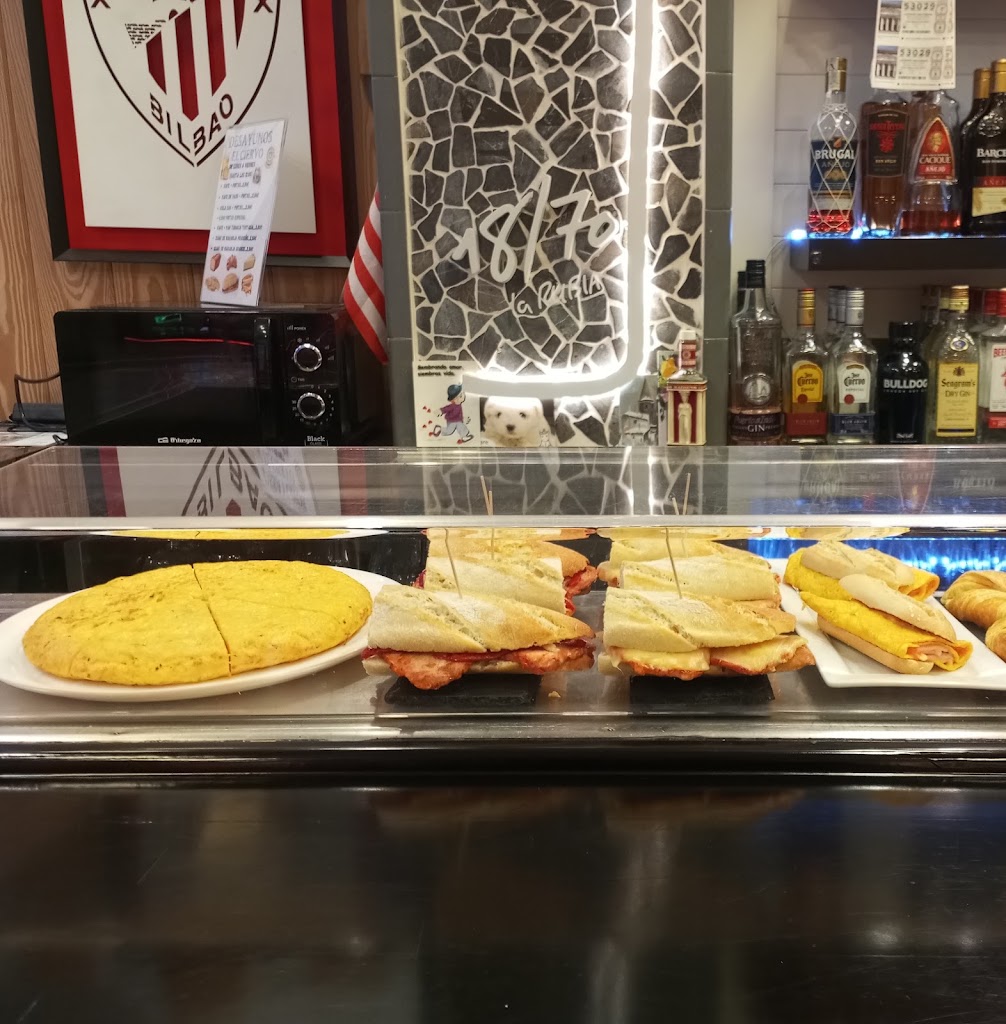 El Ciervo Bilbao — Comida y bebida