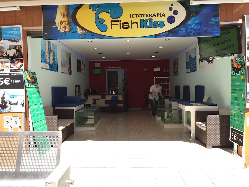 Fish Kiss — Exterior