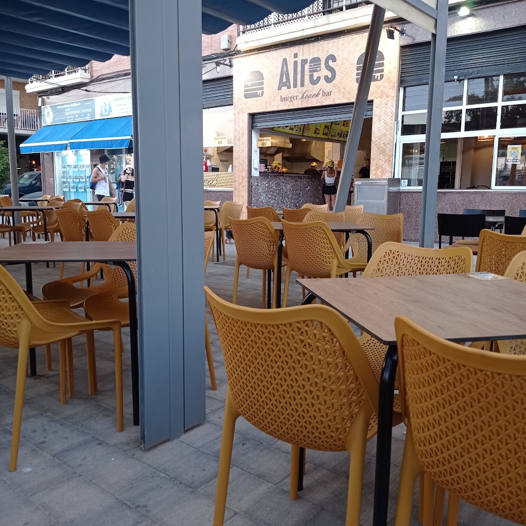 Aires Burger Beach Bar | Santa Pola | Hamburgueseria en Santa Pola — Ambiente