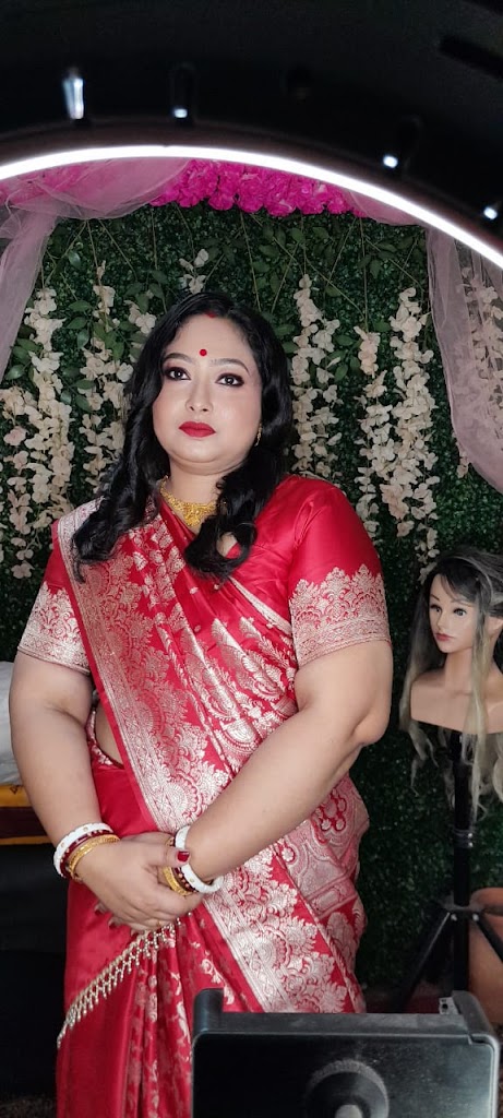 Sampa Glam Up Beauty Salon And Academy