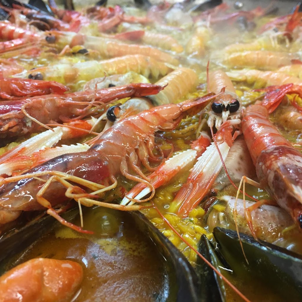 Meson espanol — Comida y bebida