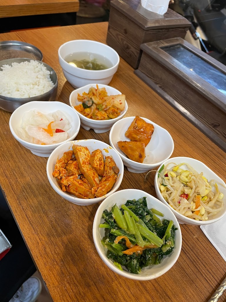 韓聚韓式料理烤肉豆腐鍋 的照片
