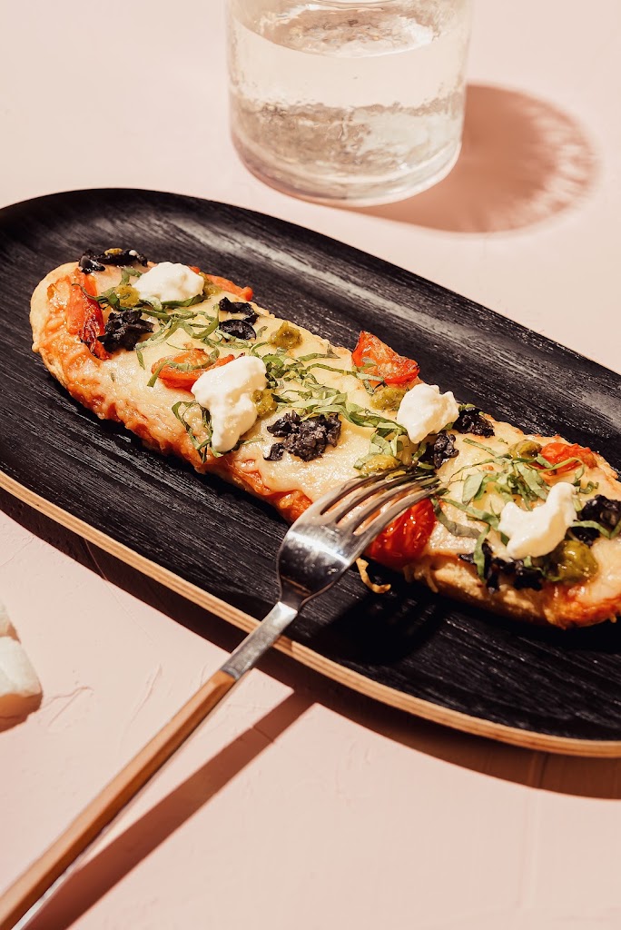 Saona Sabadell — Comida y bebida