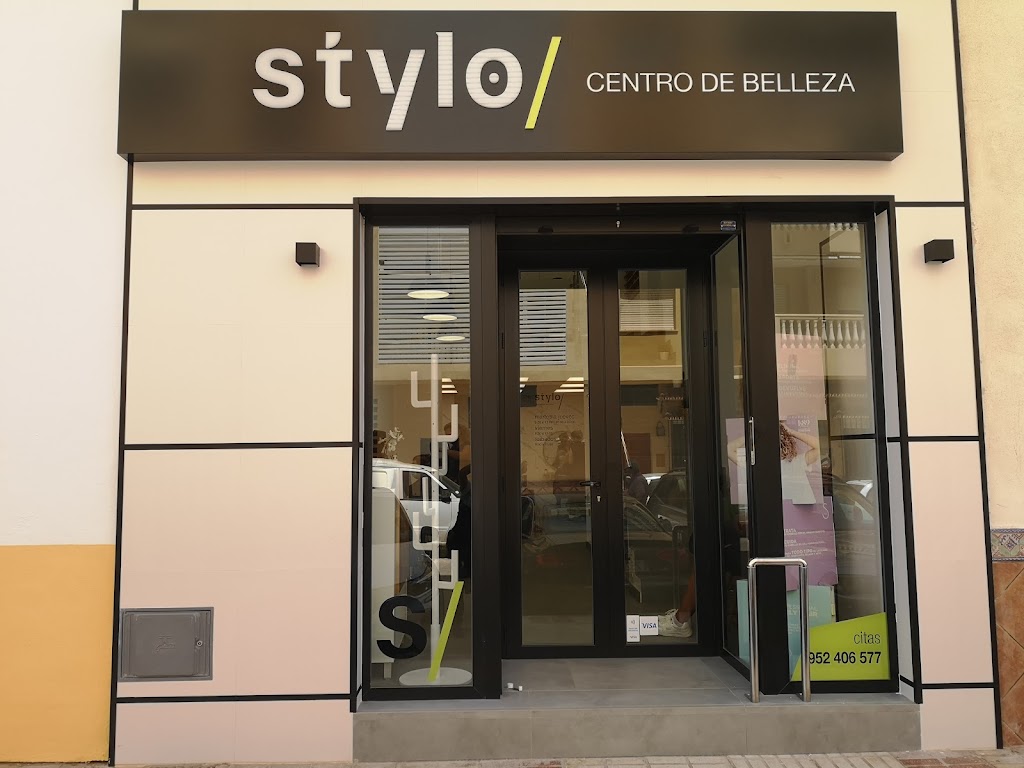 s'tylo peluqueras — Exterior
