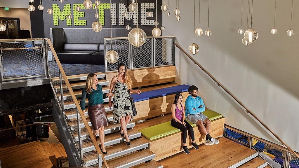  The Downtown Club at Houston Center