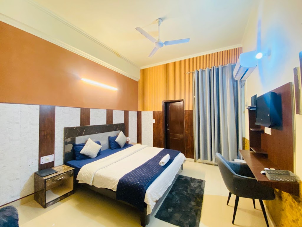 Hotel Happy Stay