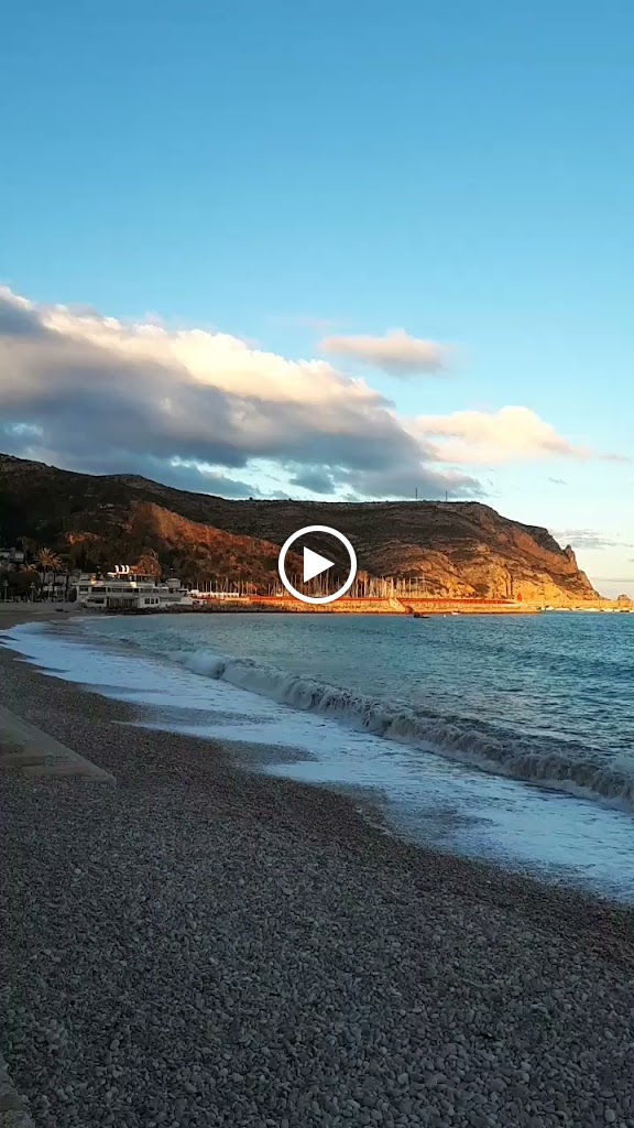 Maritimo Cafe & Bistro — Videos