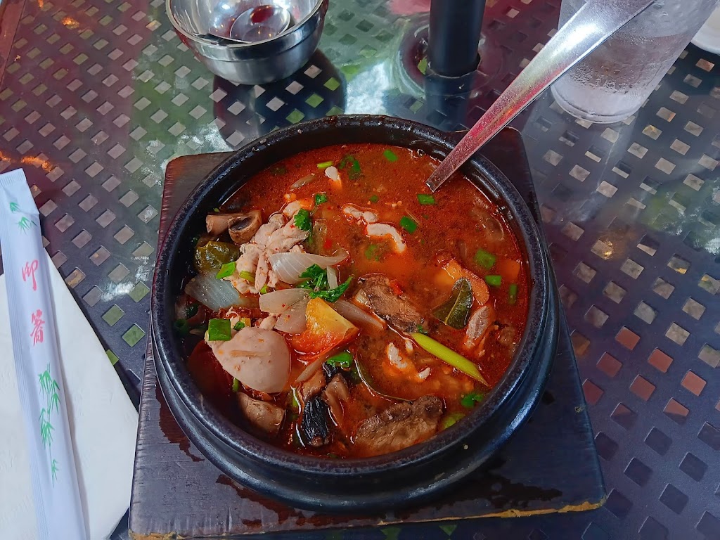 Olay's Thai Lao Cuisine