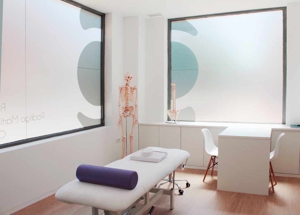 Clinica la Alberca. Rodrigo Martinez y Marian Navarro. Fisio y psicologia infantil y adolescente. — Del propietario