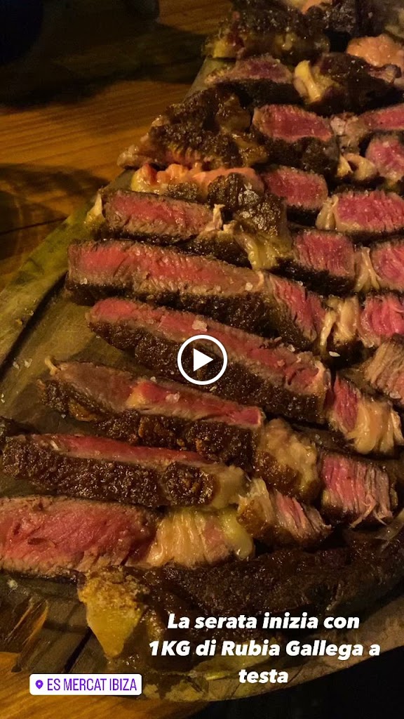 Es Mercat Eivissa — Videos