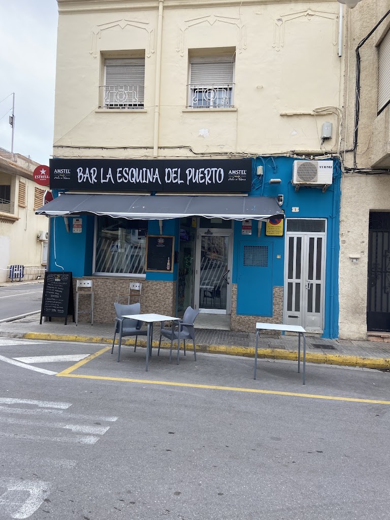 Bar la esquina del puerto