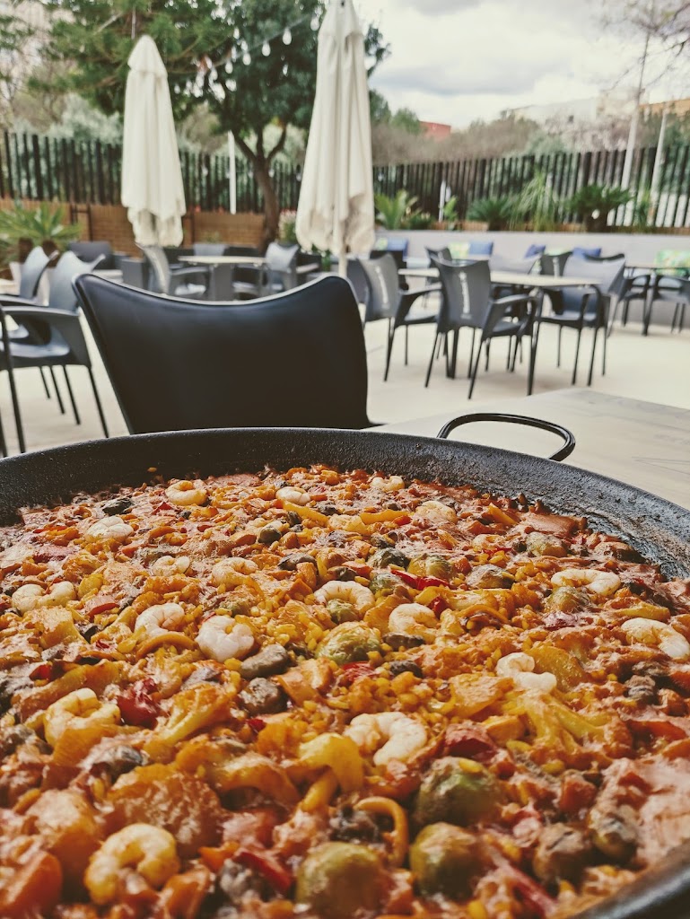 EUREKA RESTAURANT — Paella