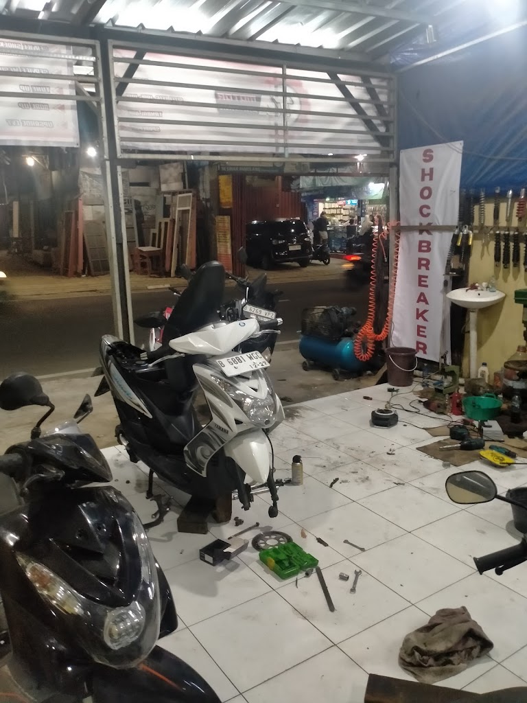 TA BENGKEL MOTOR PAMULANG 2