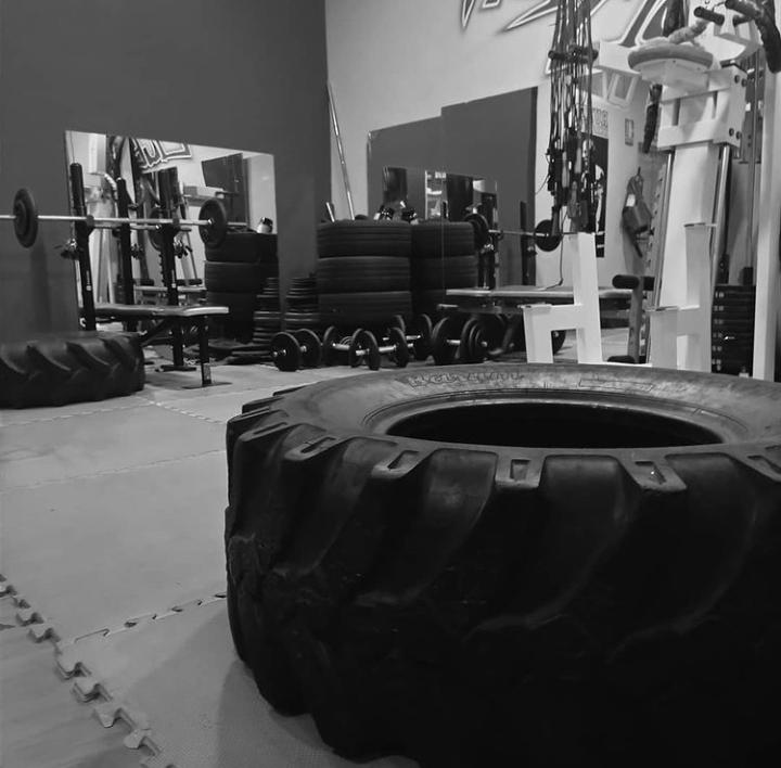 FIGHT CLUB VALDEMORO kick boxing-k1-muaythai-boxeo-MMA — Gimnasio