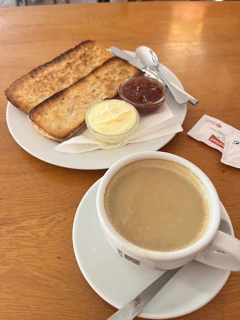 Cafeteria PaquiPa — Comida y bebida