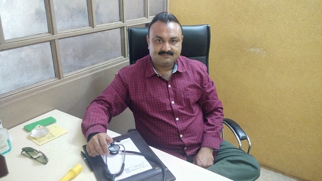 Dr. Dr Renish Bakrania