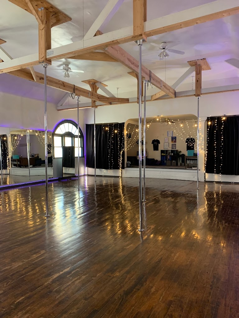  Vertical Vixens Pole Fitness LLC