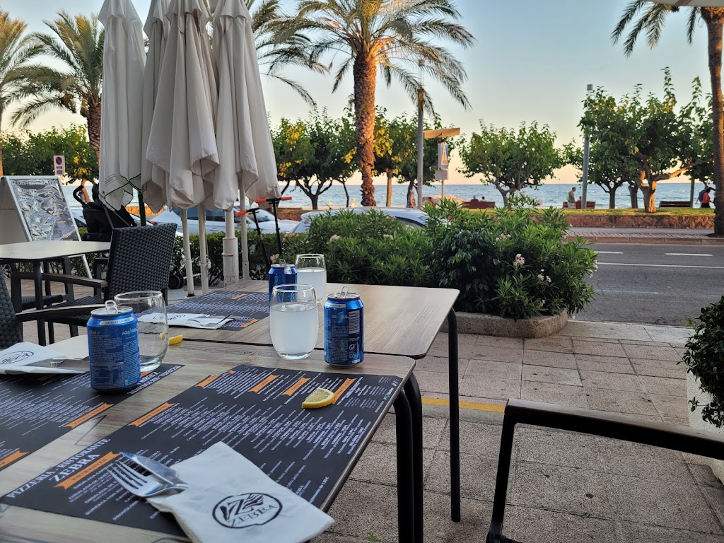 Pizzeria Zebra Playa Cambrils "Zebra Family"