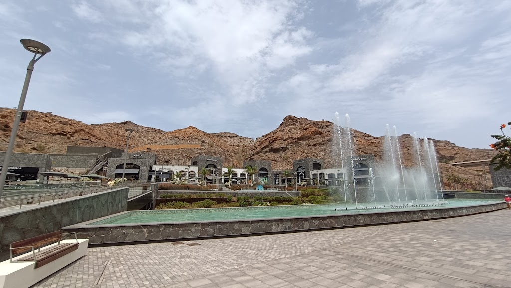 Las Brisas de Puerto Rico with Jacuzzi