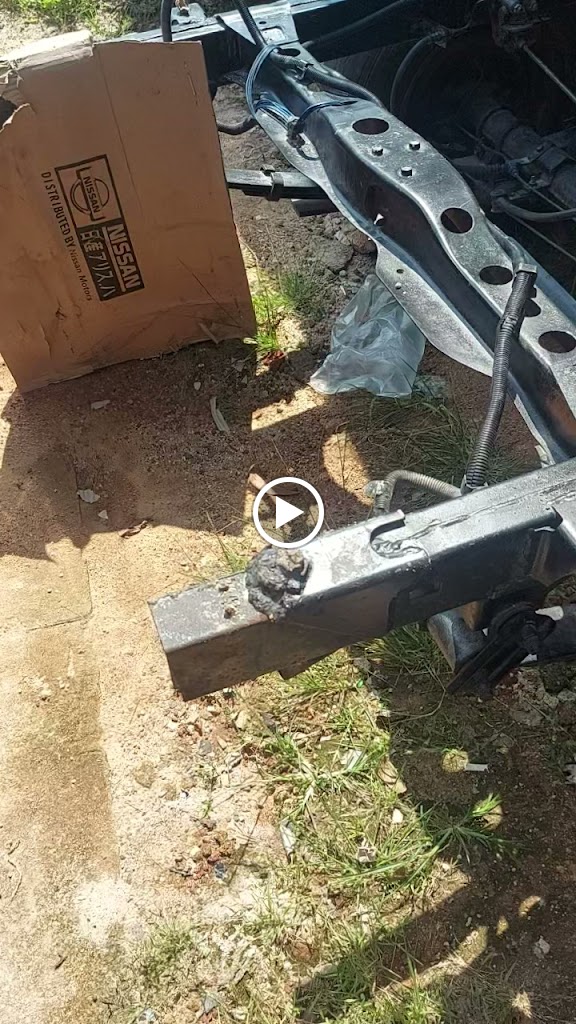 Bengkel las dan cat mobil Sis