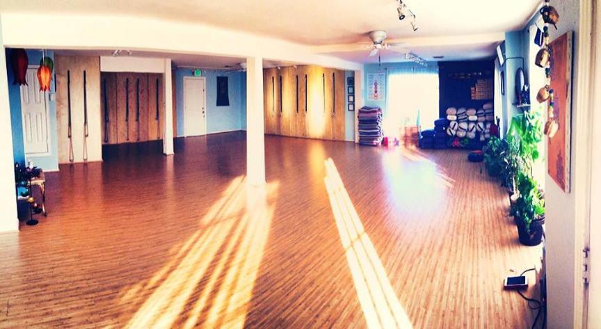  Blue Anjou: Yoga & Meditation Center